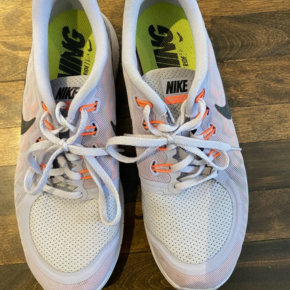 NIKE WOMENS FREE 5.0 + - Picture 5 of 15